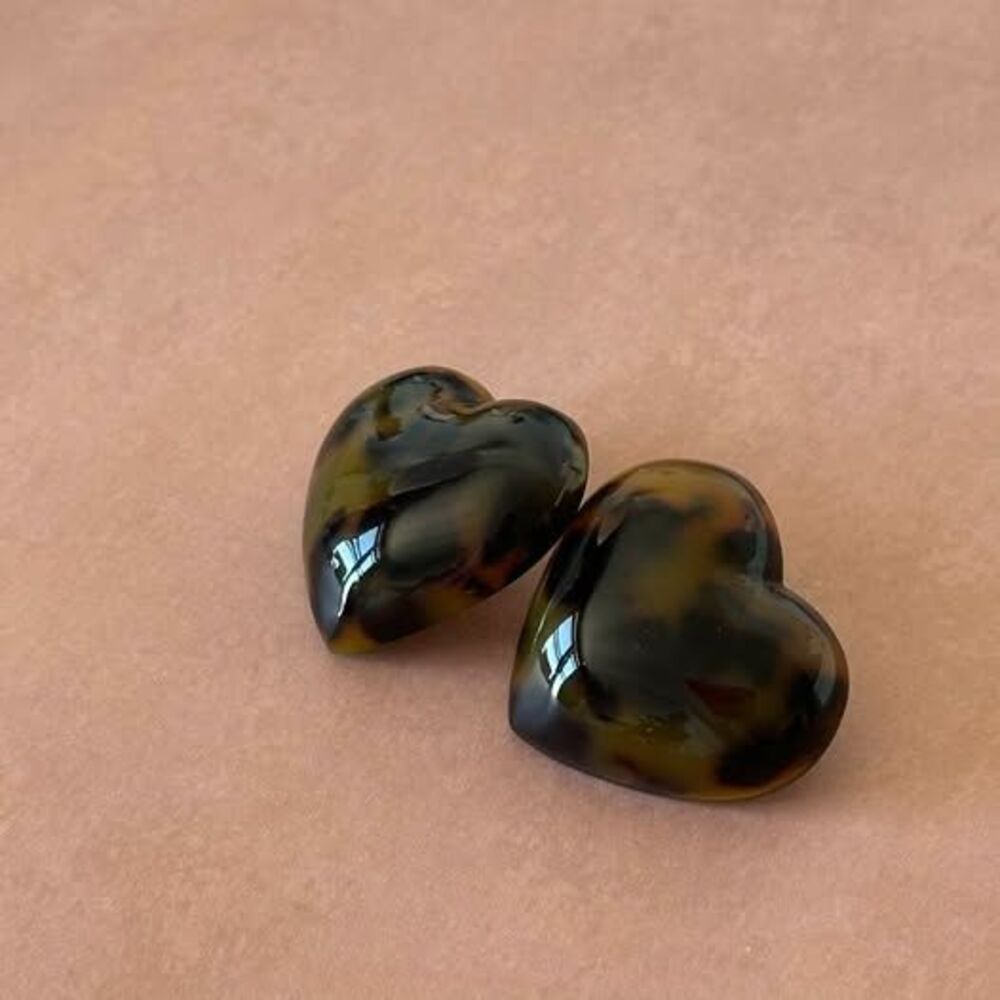 Tortoiseshell Heart Stud Earrings | Chunky Resin Statement Studs Vintage Style